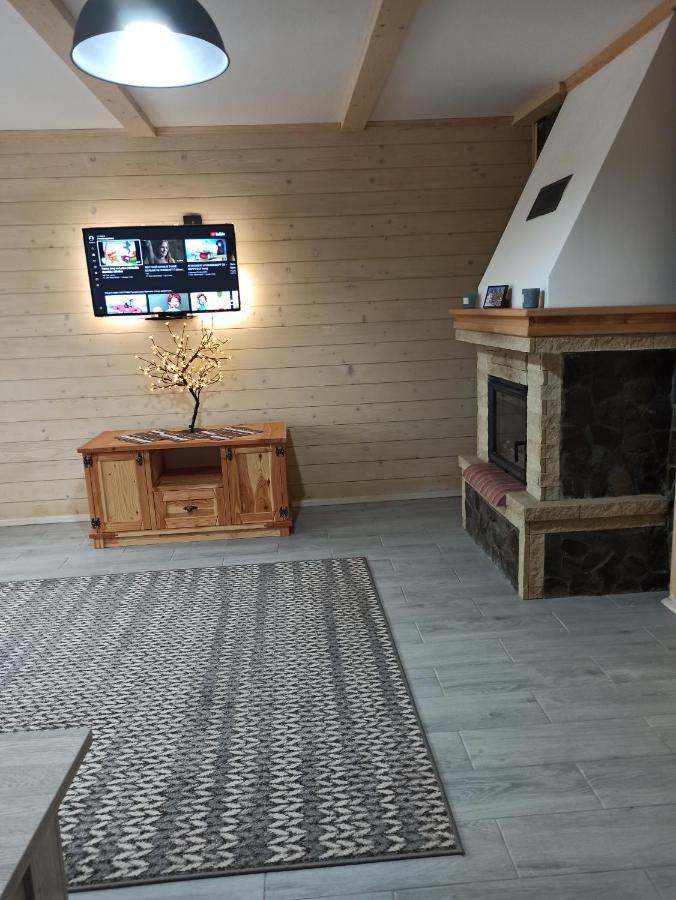 Brand New 2020 Specious Apartment Druzi 2 Palyanytsya Bagian luar foto