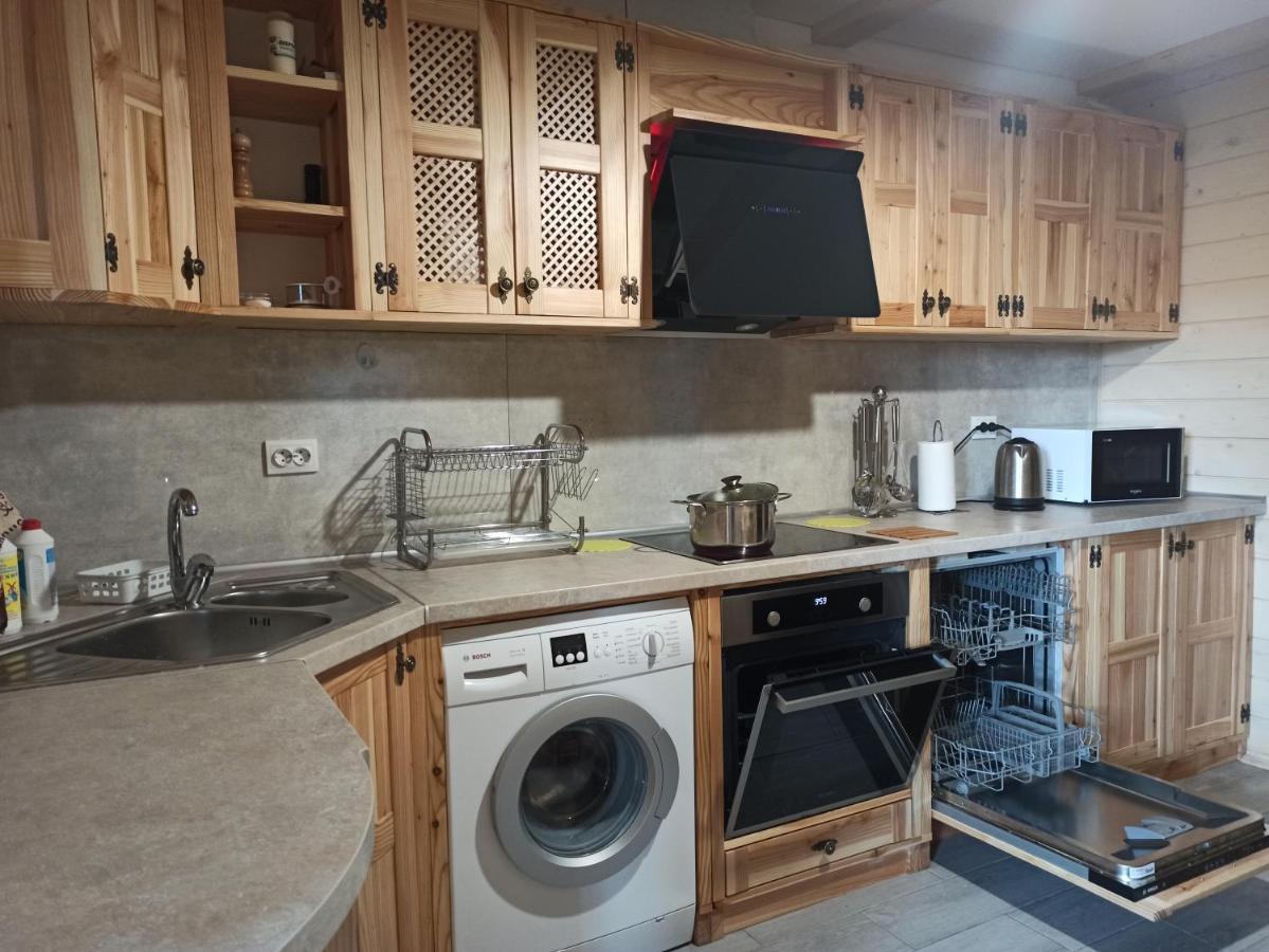Brand New 2020 Specious Apartment Druzi 2 Palyanytsya Bagian luar foto